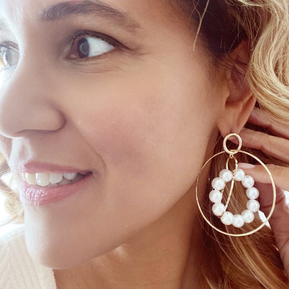 Faux Pearl Hoop Earrings (Y10)